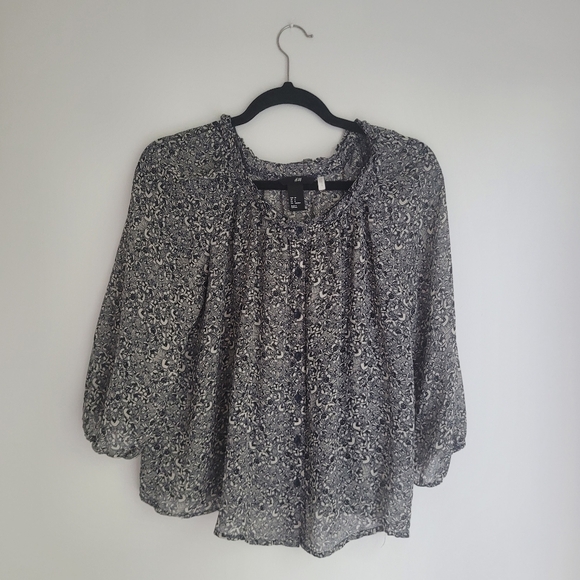 H&M blouse - Picture 1 of 4